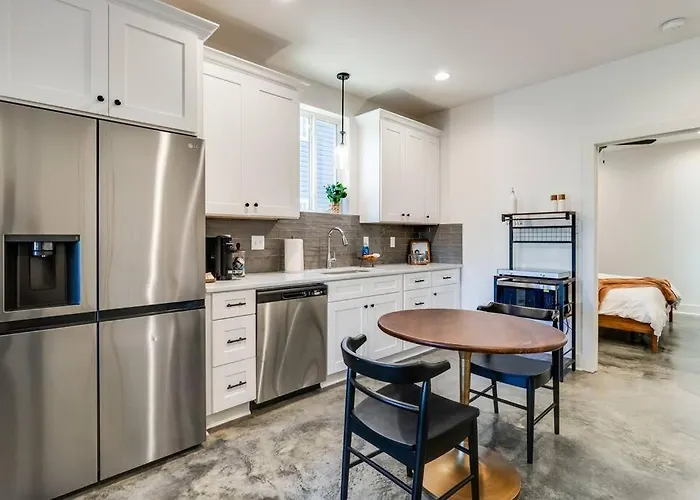 Magnolia House*king Bed*instant Booking*click Now * Lafayette